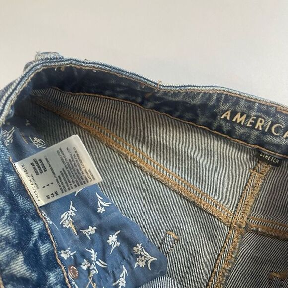 American Eagle Mom Jeans Stretch Destroyed Denim Jeans Size 6 - Picture 8 of 9